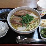 楓食堂 - 三枚肉そば 1000円　(2018.12)