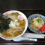 芭蕉の湯 - らーめんセット（芭蕉ラーメン＋半チャーハン）