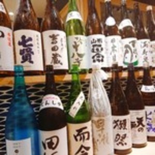 A variety of carefully selected Japanese sake! !