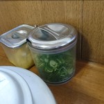 釜あげうどん 長田 in 香の香 - 卓上トッピング