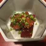 蕎麦　もり木 - マグロのズケ。胡麻油も