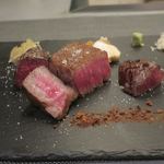 あもん ヨコ - 炉釜焼き塊肉ステーキ