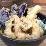 立喰いそば とんがらし - すべて揚げたて。