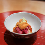 肉屋 雪月花 NAGOYA - ウニ ハネシタ イクラ 赤酢の寿司☆