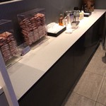 ANAラウンジ - 袋菓子取り放題