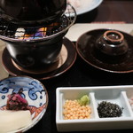 汀邸　遠音近音　Ochi Kochi - 鯛釜飯（土瓶仕立てでお茶漬けの用意も）