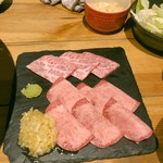 個室焼肉匠 - 特上葱塩タン