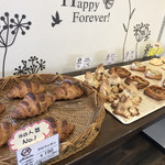 ベイカリーみかく - 