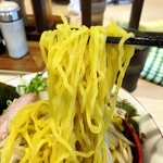 拉麺大公 - コク塩の麺リフトアップ