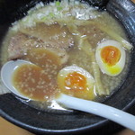 Ramen Gyozakuraou - 特製醤油810円