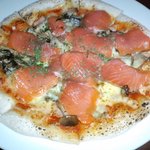 BAR&DINING  コックTAIL - サーモンとキノコのイタリアーナ