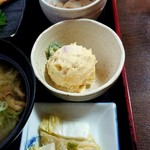Gangammaru - ポテトサラダと白菜のお新香