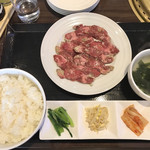 Amikichi - (ランチ)牛タンサガリセット肉1.5倍・ご飯大盛り￥1580