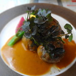 ウィウィ - 仔羊とほうれん草のカイエット・カレー風味クリームソース