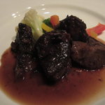 千年葡萄家 - 牛頬肉のワイン煮　880円