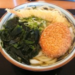 丸亀製麺 - コロッケ、昔は乗せなかったよねー。最初に乗せた人偉い！