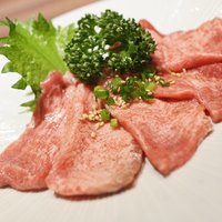 焼肉ダイニング MEGUMI 本店 - 上白たん