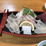 Sushi Sakana Dokoro Ajiro - 刺身は４種盛り