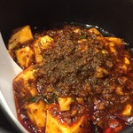 かつぎや - ワイフ絶賛（笑）麻婆豆腐です　確かに味わい深くて鮮烈な辛味もあってとても美味しいです