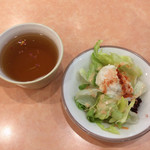 Saizeriya - ランチスープとサラダ
