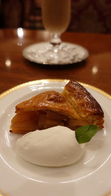 トリコロール 本店 銀座 喫茶店 食べログ