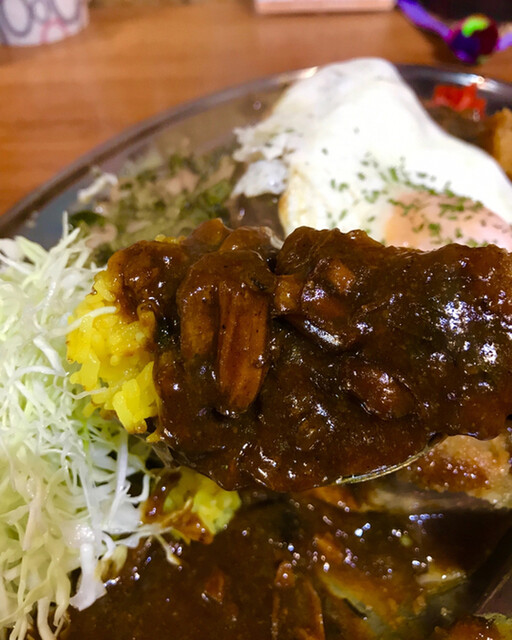 カツカレーのジャイアン>