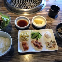 焼肉 べこ亭 たまプラーザ本店 - 
