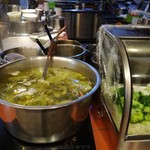 博愛街黑白切米粉湯 - 