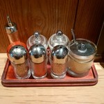kamaagesupagetthisupajirou - カウンターの調味料