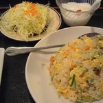 中国飯店真味 - 半チャーハン&餃子セット ￥780