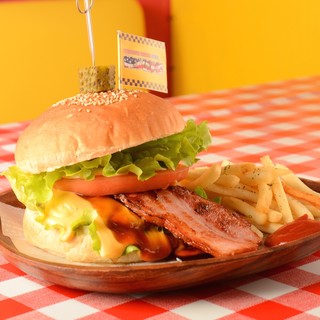 アメリカン ザッカ&カフェ ウェルカム_1