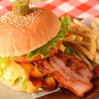 アメリカン ザッカ&カフェ ウェルカム_2