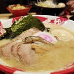 Nagahama Tonkotsu Ra-Men Ichi Banken - 贅沢煮干しトンラーメン