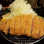 とんかつ いわい - 鹿児島産　六白黒豚ロースかつ　160㌘　2,200円