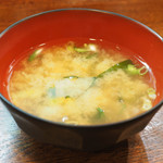 かつれつ四谷たけだ - もち豚ポークジンジャー定食 1320円 の味噌汁