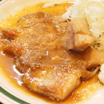 かつれつ四谷たけだ - もち豚ポークジンジャー定食 1320円 の熟成豚ロース肉 甘辛醤油ソース