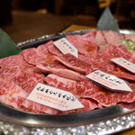 焼肉市場めぐろや - よくばり特撰盛り合せ