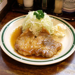 かつれつ四谷たけだ - もち豚ポークジンジャー定食 1320円 の熟成豚ロース肉 甘辛醤油ソース