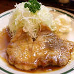 かつれつ四谷たけだ - もち豚ポークジンジャー定食 1320円 の熟成豚ロース肉 甘辛醤油ソース