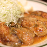 カキバター焼定食 1500円 の岩手県大船渡産生カキの甘辛バター醤油