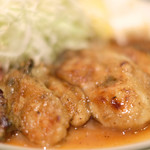 かつれつ四谷たけだ - カキバター焼定食 1500円 の岩手県大船渡産生カキの甘辛バター醤油