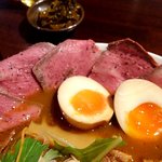 大阪イレブンスパイス＋ - レアなローストビーフ