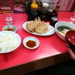 ぎょうざの龍門 - 料理写真: