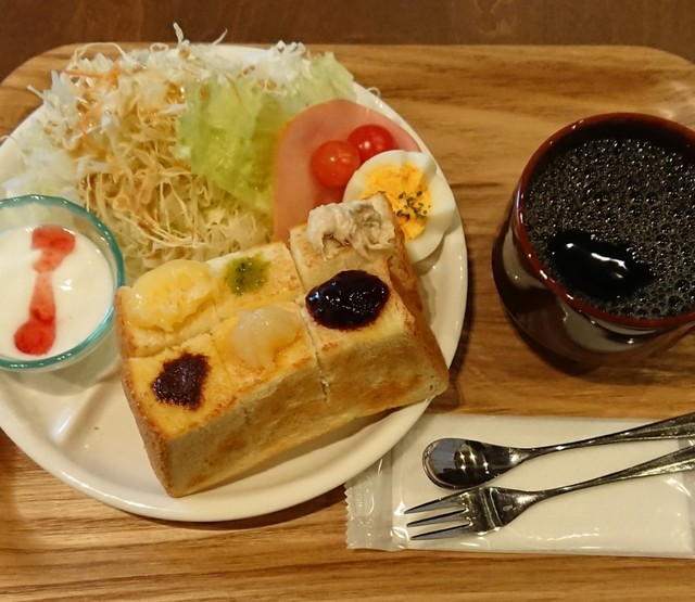 ゴッチェコーヒー Gocce Coffee 鷹野橋 カフェ 食べログ