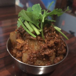 カレーの店 マボロシ - 大根とマトンキーマのトッピング。あったら絶対頼むことをおすすめします