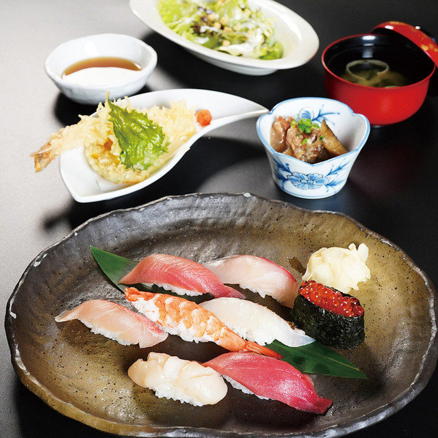 ランチメニュー 海鮮厨房 夢蘭 上諏訪 中華料理 食べログ