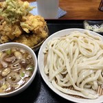 田舎打ち 麺蔵 - 肉汁 並、かしわ天 単品 1,140円(税込)