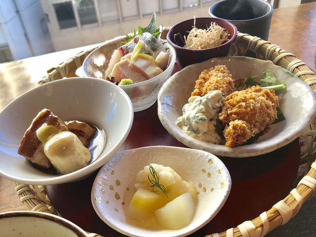 ダイナミックキッチン バー 響 新宿nowaビル店 新宿 居酒屋 ネット予約可 食べログ ダイナミックキッチン バー 響 新宿nowaビル店 新宿 居酒屋 ネット予約可 食べログ