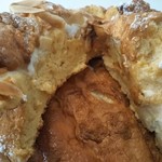 釜あげ生パスタ ぱすたろう - スフレパンケーキ（断面）