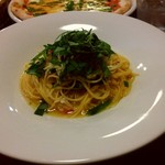 雪詩慕雲 - しらすと大葉のパスタ。
